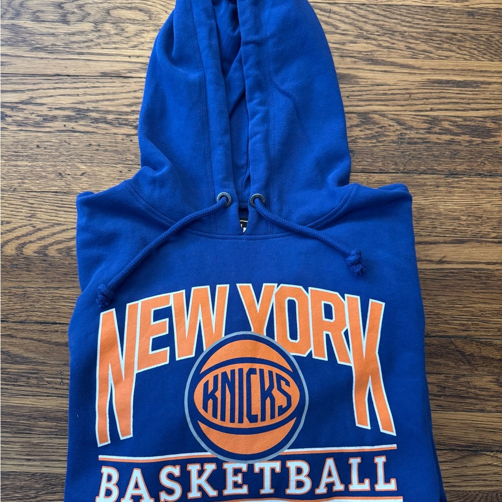 #670 NEW YORK KNICKS (47 Brand) NBA Basketball Blue Hoodie - Picture 13 of 15